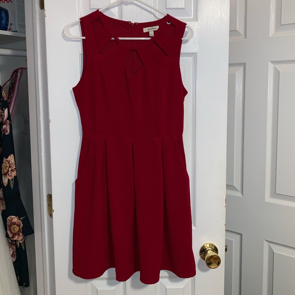 Cute red dress with cutouts!